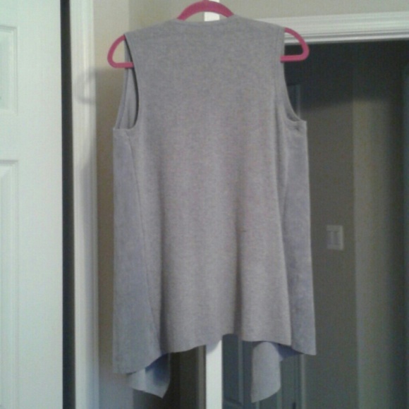 🔥NWT Calvin Klein gray faux - suede vest. - Picture 3 of 4